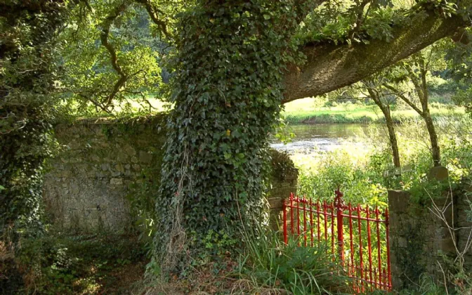 Photo of Gairdín na hAbhann, Castlehyde, Fermoy, Co Cork