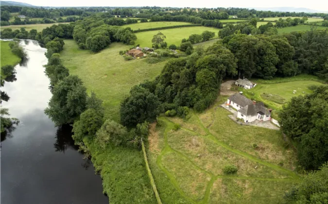 Photo of Gairdín na hAbhann, Castlehyde, Fermoy, Co Cork