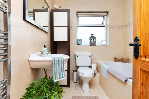 Photo of 17 Beverly Grove, Knocklyon, Dublin 16, D16 Y161