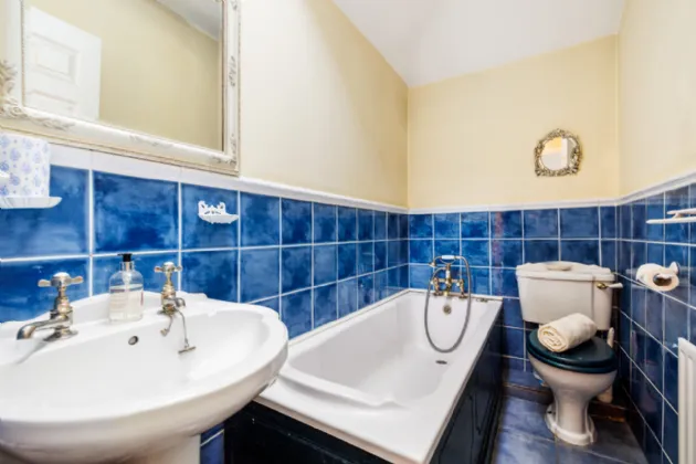 Photo of 1 Barrow Street, Off Grand Canal Street, Dublin 4, D04 R8X0