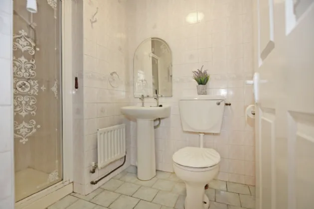 Photo of 18 Owenmore Drive, Raheen, Limerick, V94 HXP4