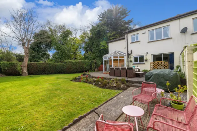 Photo of 44 Dorney Court, Shankill, Dublin 18, D18 W9X9