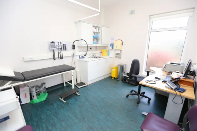 Photo of Wheaton Hall Medical Practice, Wheaton Hall, Dublin Road, Drogheda, Co Louth, A92 DWX8