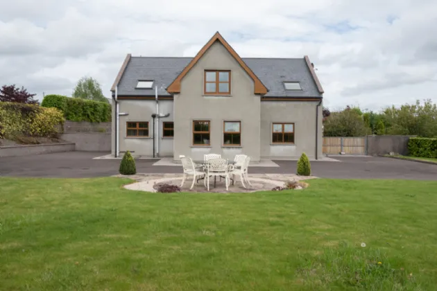 Photo of 2 Knockaneowen, Coachford, Co Cork, P12WC64