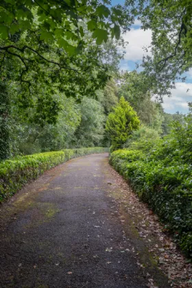 Photo of Lakemount House & Farm, Murragh, Enniskeane, Co Cork, P47 AE94