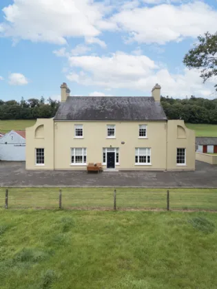 Photo of Lakemount House & Farm, Murragh, Enniskeane, Co Cork, P47 AE94