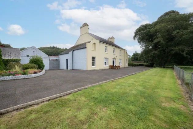 Photo of Lakemount House & Farm, Murragh, Enniskeane, Co Cork, P47 AE94