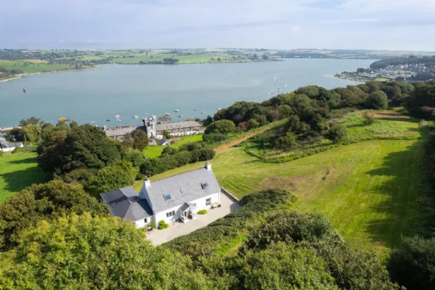 Photo of Signal Hill, Wet Lane, Courtmacsherry, Co Cork, P72 RY27