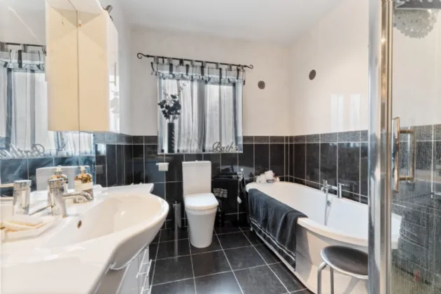 Photo of The Three Jays, Sonnagh, Charlestown, Co. Mayo, F12C970