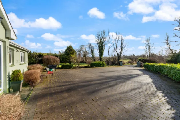 Photo of The Three Jays, Sonnagh, Charlestown, Co. Mayo, F12C970