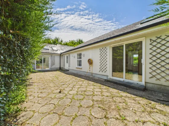 Photo of Rockmount House, Kilrush Road, Ennis, Co. Clare, V95 R81V