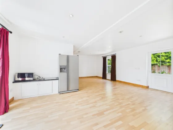 Photo of Rockmount House, Kilrush Road, Ennis, Co. Clare, V95 R81V