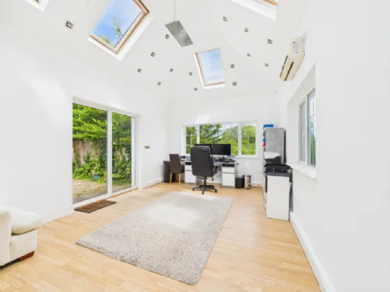 Photo of Rockmount House, Kilrush Road, Ennis, Co. Clare, V95 R81V