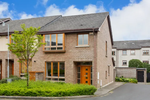 Photo of 7 Belarmine Heath, Stepaside, Dublin 18, D18 C528