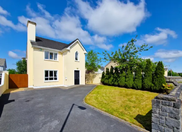 Photo of 7 Knoxville Manor, Charlestown, Co Mayo, F12T651