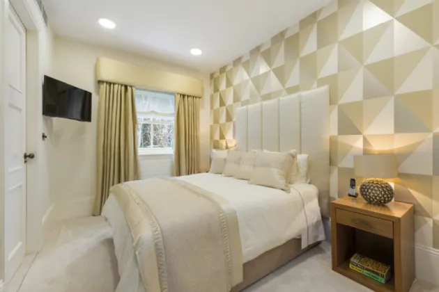 Photo of Apt 4, Simmonscourt Castle, Simmonscourt Road, Ballsbridge, Dublin 4, D04 H2W8