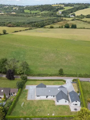 Photo of Abbey Road, Garryhesta, Ovens, Co Cork, P31D822