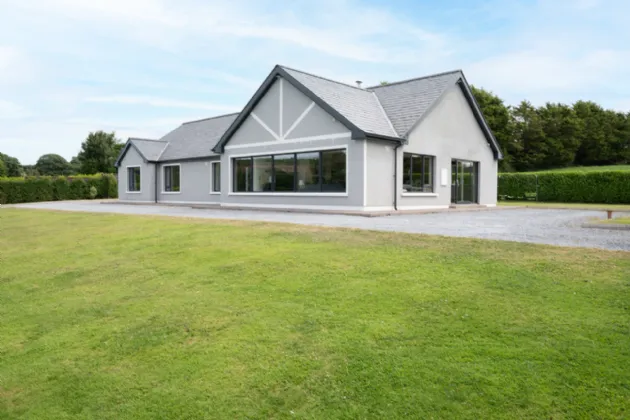 Photo of Abbey Road, Garryhesta, Ovens, Co Cork, P31D822