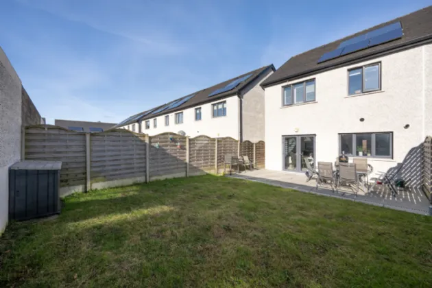 Photo of 15 The Ferns, Classes Lake, Ovens, P31PF76