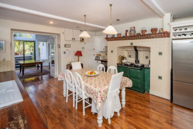 Photo of Weir View, 22 Sundays Well Road, Sundays Well, Cork, T23 X0K5