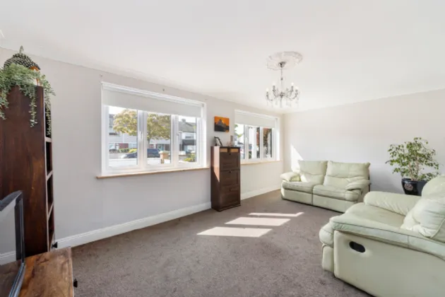 Photo of 43 Rathvale Park, Ayrfield, Dublin 13, D13 R9V2