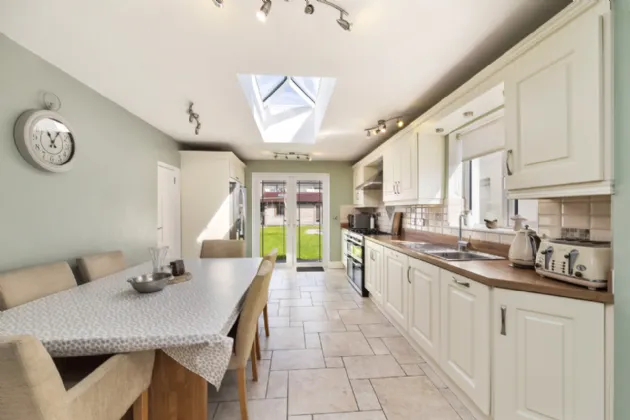 Photo of 43 Rathvale Park, Ayrfield, Dublin 13, D13 R9V2