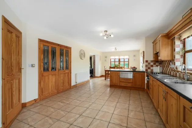 Photo of Drummoney, Virginia, Co.Cavan, A82 PX27