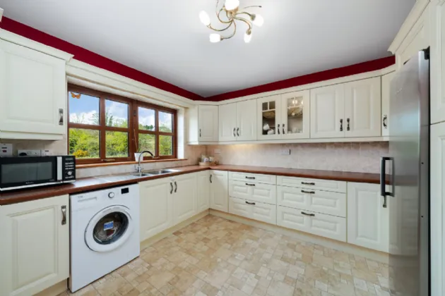 Photo of Drummoney, Virginia, Co.Cavan, A82 PX27