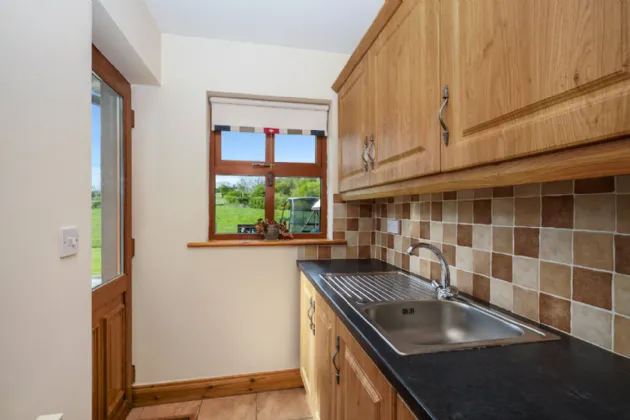 Photo of Drummoney, Virginia, Co.Cavan, A82 PX27