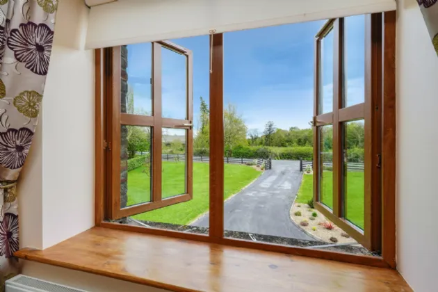 Photo of Drummoney, Virginia, Co.Cavan, A82 PX27