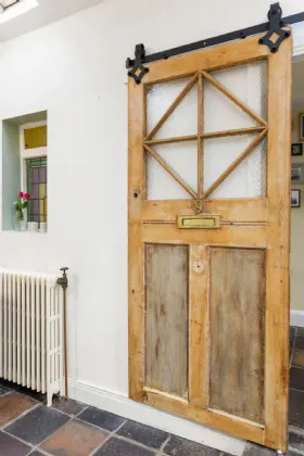 Photo of Hillview Cottage, Lower Road, Shankill, Dublin 18, D18 X9Y0