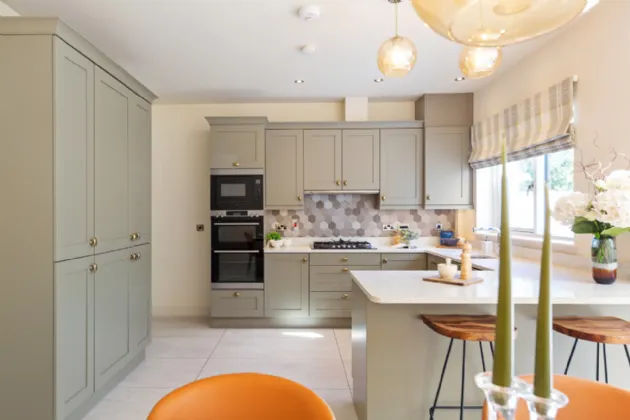 Photo of 41 Woodbank, Shankill, Dublin 18, D18XE86