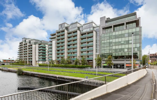 Photo of 6 Riverstown House, Spencer Dock, IFSC, Dublin 1, D01 AP03