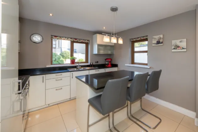 Photo of 2 Monfield, Garryduff, Rochestown, Cork, T12 D5YP