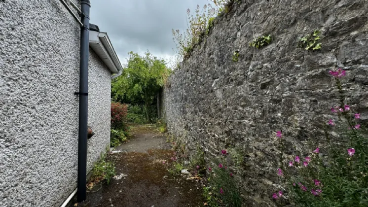 Photo of 4 William St, Cashel, Co Tipperary, E25KC82