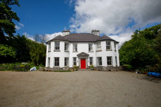 Photo of Arabella House, Arabella, Ballymacelligott, Co. Kerry, V92 N4F8