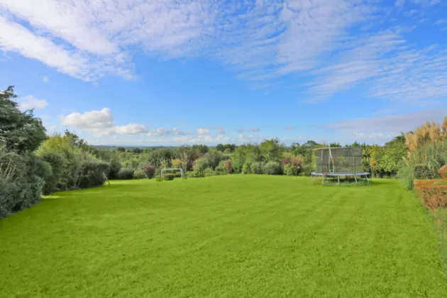 Photo of Annalore, Wood Road, Cratloe, Co Clare, V95X3T9