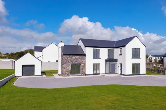 Photo of 1 Béal Taoide, Coast Road, Oranmore, Co. Galway, H91 0C98