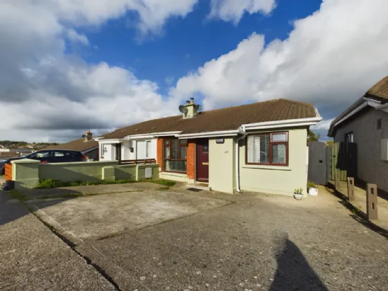 Photo of 42 Pinewood Avenue, Hillview, Waterford, X91 PHK2