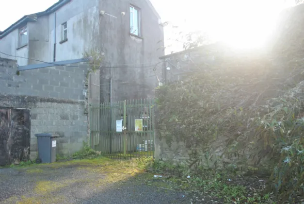 Photo of Former Walsh Printers, Rear Of Main St, Roscrea, Co Tipperary, E53 YY32