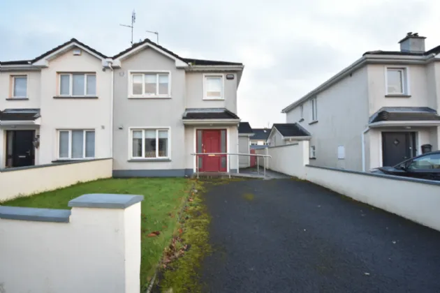 Photo of 12 Moyvale Lawn, Ballina, Co Mayo, F26 R8K7