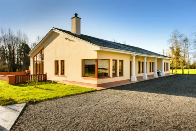 Photo of Cedarwood House, Stonestown, Cloghan, Birr, Co Offaly, R42YW62