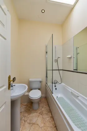 Photo of 68 Mountfield Park, Seamount Road, Malahide, Co Dublin, K36 TC94