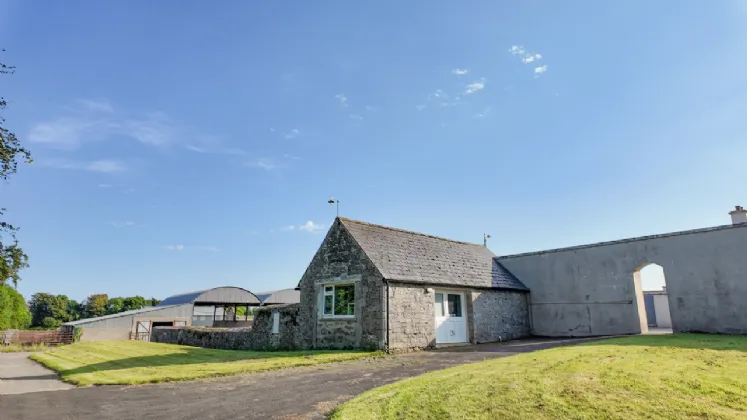 Photo of Woodville House On C. 38 Acres, Woodville, Templemore, Co. Tipperary, E41 CA40