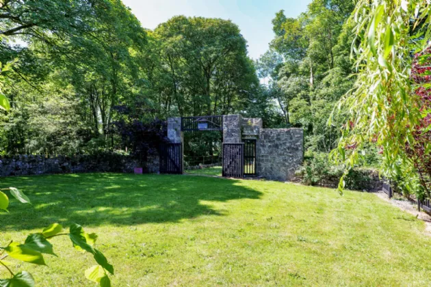 Photo of Whispering Willow, Brooklodge Demesne, Ballyglunin, Co. Galway, H54 XC86