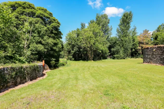 Photo of Whispering Willow, Brooklodge Demesne, Ballyglunin, Co. Galway, H54 XC86