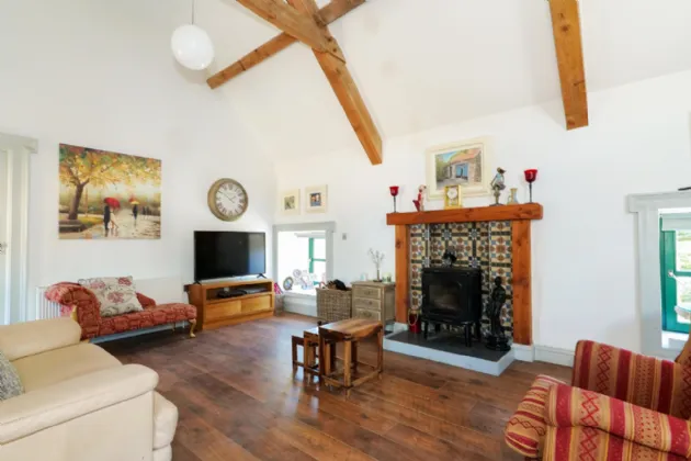 Photo of Whispering Willow, Brooklodge Demesne, Ballyglunin, Co. Galway, H54 XC86