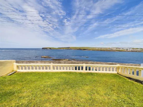 Photo of 5 MacDonnell Terrace, West End, Kilkee, Co Clare, V15 CX97