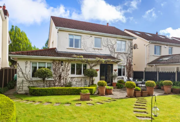 Photo of 8 Brighton Place, Brighton Road, Foxrock, Dublin 18, D18 T2F1