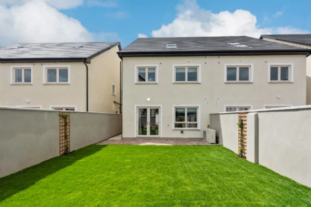 Photo of 5 Bed Semi Detached, Racecourse Gate, Naas, Co Kildare